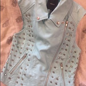 🎉Buy 2 get 1🎉NWOT Studded Vegan Leather Vest M